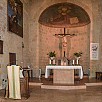 Foto: Altare - Chiesa di San Pietro Apostolo - sec. XII (Ardea) - 16